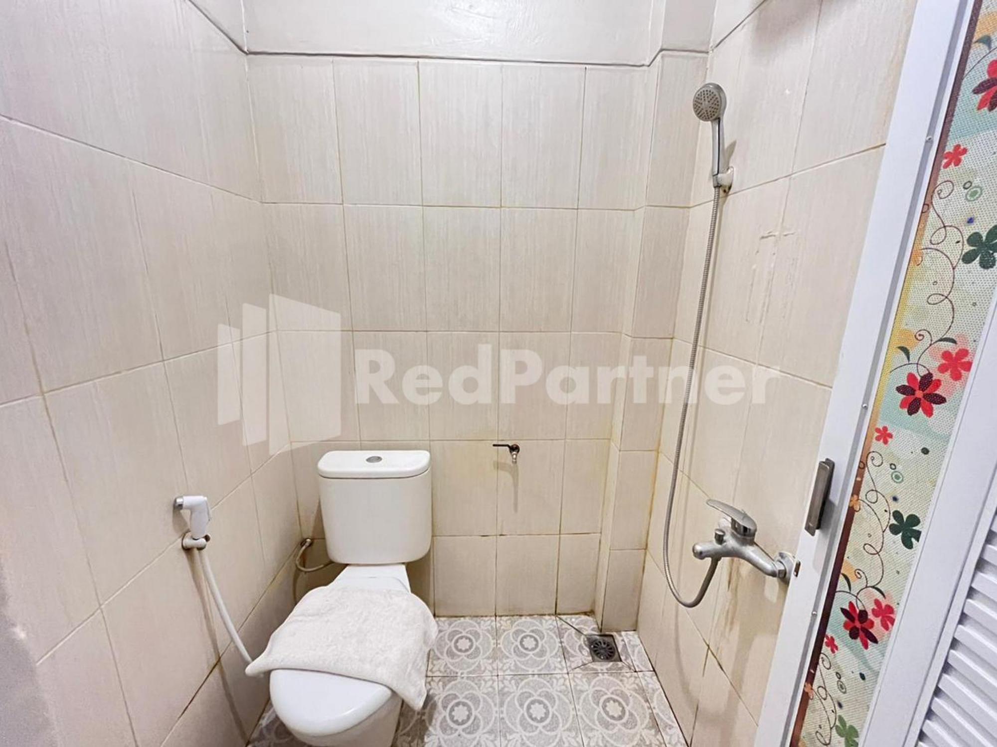 Hotel Andono Near Yia Mitra Reddoorz Temon Zewnętrze zdjęcie