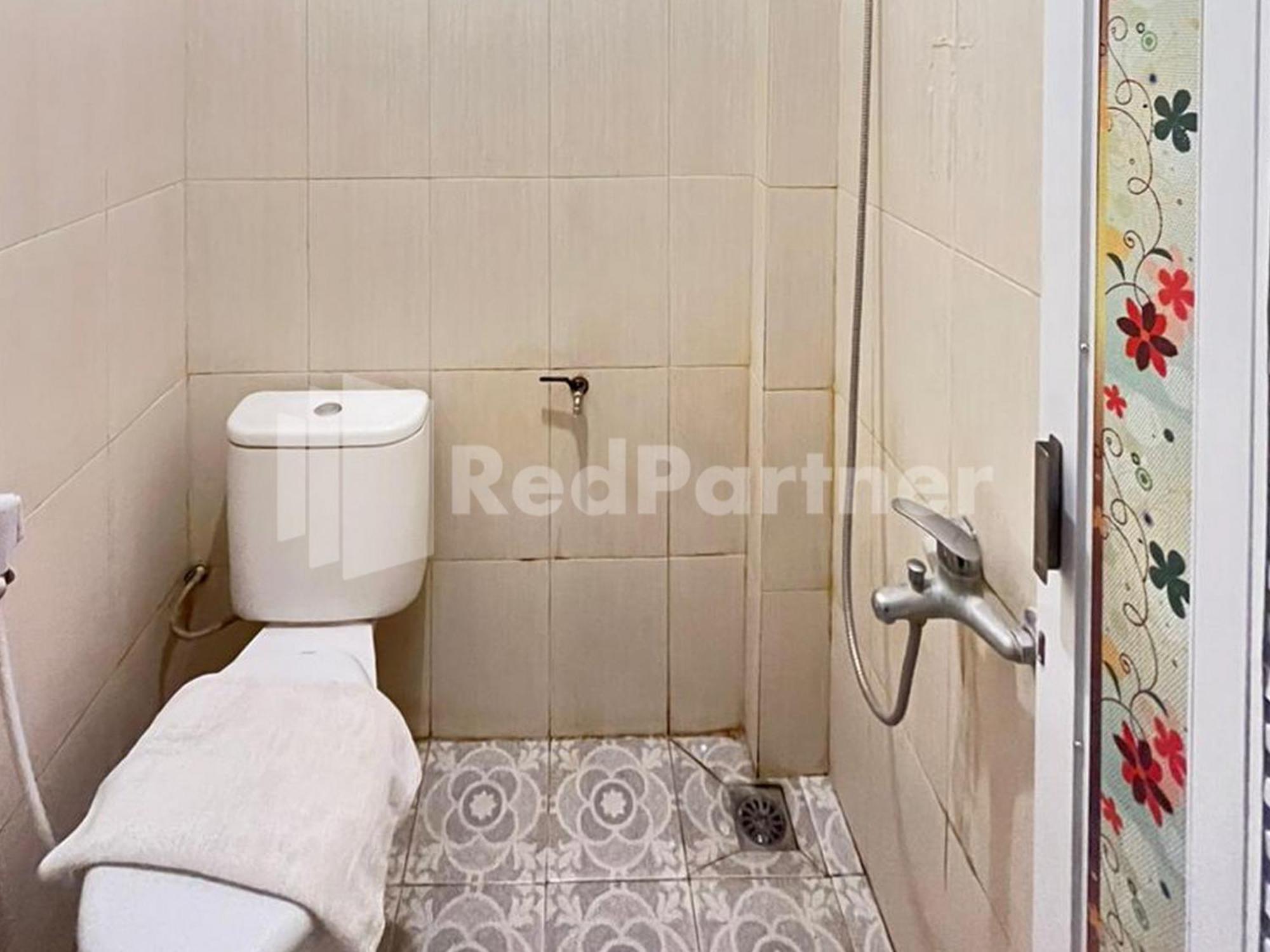 Hotel Andono Near Yia Mitra Reddoorz Temon Zewnętrze zdjęcie