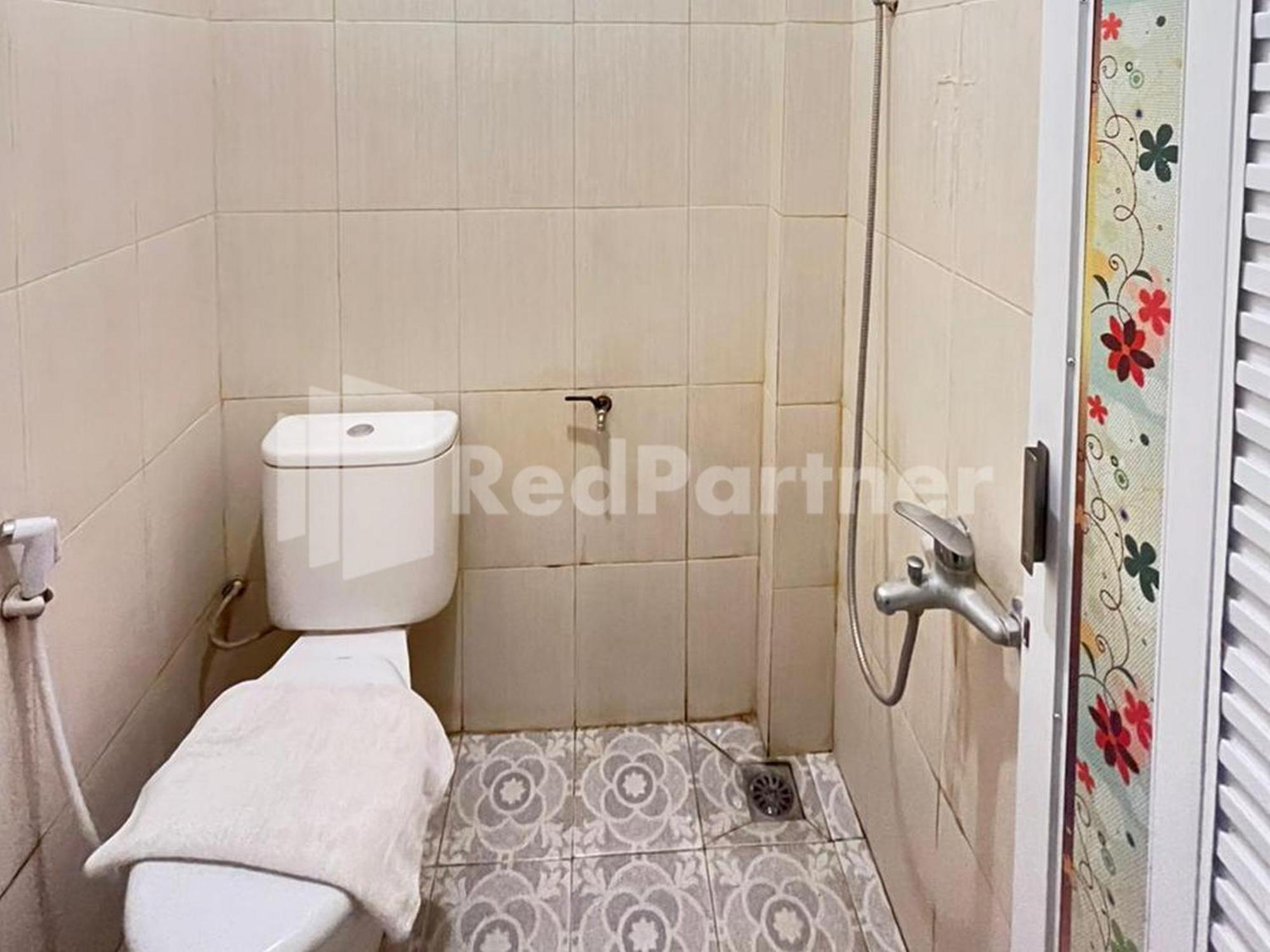 Hotel Andono Near Yia Mitra Reddoorz Temon Zewnętrze zdjęcie